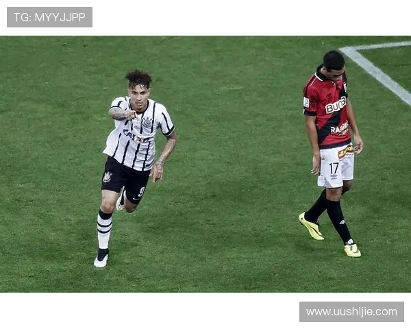 科林蒂安捧起巴西杯荣耀再度辉煌